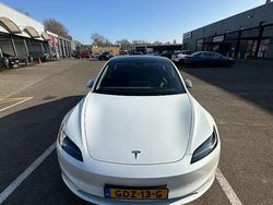 Gebruikt 2024 Tesla Model 3 Sedan | € 32.500 (Goede deal)