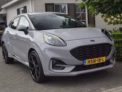 Grijs, andere lak Gebruikt 2023 Ford Puma ST-Line MPV | € 20.950 (Eerlijke prijs)