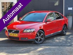 Rood Gebruikt 2004 Volvo S40 Sedan | € 3.995 (Duur)