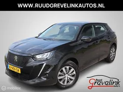 Zwart Gebruikt 2021 Peugeot 2008 SUV | € 15.995 (Goede deal)