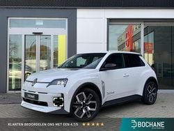 Wit Nieuw 2025 Renault R5 Urban Hatchback | € 31.745 (Duur)