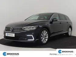 Zwart, metallic lak Gebruikt 2022 VW Passat Business Stationwagen | € 27.700 (Eerlijke prijs)