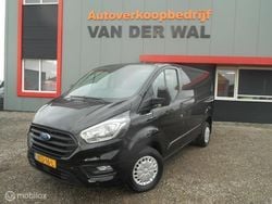 Zwart Gebruikt 2020 Ford Transit Custom Trend Van | € 17.999 (Duur)