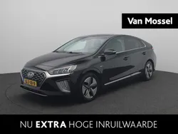 Zwart Gebruikt 2020 Hyundai Ioniq Comfort Sedan | € 17.940 (Eerlijke prijs)