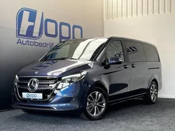 Blauw Gebruikt 2024 Mercedes EQV300 Van | € 59.950