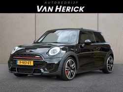 Zwart Gebruikt 2017 Mini John Cooper Works Chili Hatchback | € 20.945 (Goede deal)