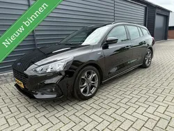 Zwart Gebruikt 2019 Ford Focus ST-Line Stationwagen | € 10.950 (Super prijs)