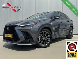 Grijs Gebruikt 2023 Lexus NX450h+ Sport Line SUV | € 63.995 (Iets duurder)