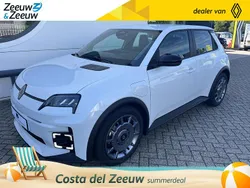 Nieuw 2025 Renault R5 Evolution Hatchback | € 26.640