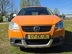 Oranje Gebruikt 2008 VW Polo Cross Hatchback | € 4.250 (Iets duurder)