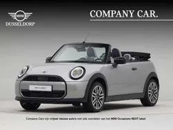Zilver, metallic lak Gebruikt 2024 Mini Cooper Cabriolet Classic Cabriolet | € 45.950
