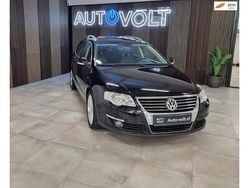 Zwart Gebruikt 2010 VW Passat Highline Stationwagen | € 3.750 (Iets duurder)
