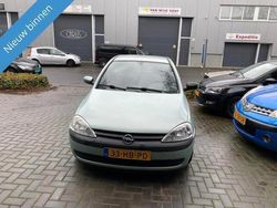 Groen Gebruikt 2001 Opel Corsa Comfort Hatchback | € 899 (Eerlijke prijs)