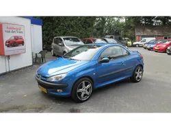 Blauw Gebruikt 2002 Peugeot 206 Cabriolet | € 1.495 (Eerlijke prijs)