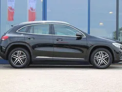Zwart Gebruikt 2020 Mercedes GLA250 Progressive SUV | € 31.400 (Goede deal)