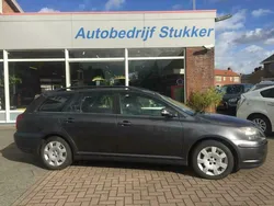 Grijs Gebruikt 2007 Toyota Avensis Terra Stationwagen | € 2.250 (Eerlijke prijs)