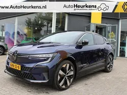 Blauw Gebruikt 2024 Renault Mégane Komfort Hatchback | € 36.640