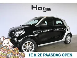 Zwart Gebruikt 2018 Smart ForFour Hatchback | € 7.940 (Eerlijke prijs)