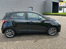 Zwart Gebruikt 2017 Hyundai i10 Comfort Hatchback | € 8.950 (Eerlijke prijs)