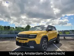 Geel Gebruikt 2023 Jeep Avenger EV Summit SUV | € 35.900