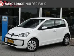 Wit Gebruikt 2017 VW up! move up! Hatchback | € 8.695 (Eerlijke prijs)