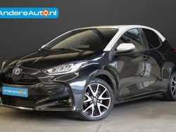 Zwart Gebruikt 2020 Toyota Yaris Hybrid Edition Hatchback | € 20.495 (Eerlijke prijs)