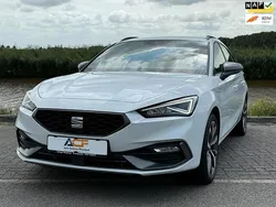 Wit Gebruikt 2020 Seat Leon FR Stationwagen | € 21.850