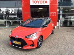 Rood Gebruikt 2020 Toyota Yaris Hybrid Edition Hatchback | € 20.351 (Goede deal)