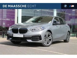 Grijs Gebruikt 2024 BMW 118 Executive Hatchback | € 34.950 (Goede deal)