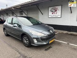 Grijs Gebruikt 2008 Peugeot 308 Hatchback | € 1.999 (Eerlijke prijs)