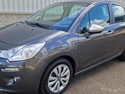 Grijs Gebruikt 2015 Citroën C3 PureTech Hatchback | € 4.650 (Goede deal)