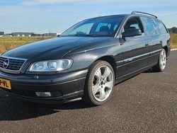 Gebruikt 2001 Opel Omega Stationwagen | € 1.750