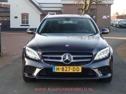 Grijs Gebruikt 2020 Mercedes E300 Stationwagen | € 22.900 (Goede deal)