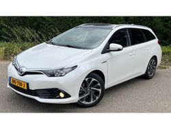 Wit Gebruikt 2016 Toyota Auris Stationwagen | € 15.950 (Eerlijke prijs)