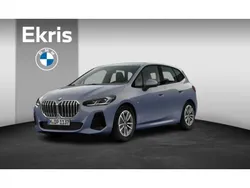 Sparkling copper grau metallic (grijs metallic) Gebruikt 2024 BMW 218 Active Tourer Comfort Edition MPV | € 41.950 (Eerlijke prijs)