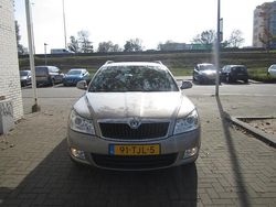 Beige Gebruikt 2012 Skoda Octavia Business Line Stationwagen | € 3.950 (Eerlijke prijs)