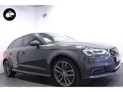Grijs Gebruikt 2020 Audi A3 Sport Hatchback | € 22.900 (Eerlijke prijs)
