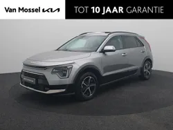 Grijs, metallic lak Gebruikt 2022 Kia Niro SUV | € 33.740 (Duur)