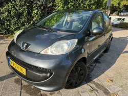 Grijs Gebruikt 2008 Peugeot 107 Hatchback | € 1.650 (Goede deal)