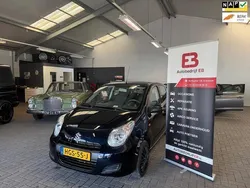 Zwart Gebruikt 2013 Suzuki Alto Hatchback | € 4.999 (Eerlijke prijs)