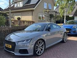 Grijs Gebruikt 2017 Audi TTS Coupé | € 36.000