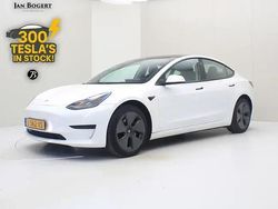 Wit Gebruikt 2021 Tesla Model 3 Standard Range Sedan | € 23.400 (Eerlijke prijs)