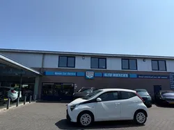 Wit Gebruikt 2019 Toyota Aygo X-play Hatchback | € 7.450 (Eerlijke prijs)