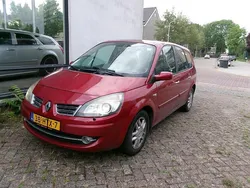 Rood Gebruikt 2009 Renault Grand Scénic III MPV | € 750 (Super prijs)