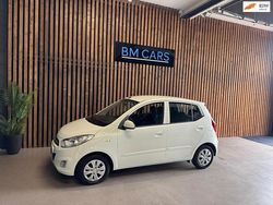 Wit Gebruikt 2011 Hyundai i10 Hatchback | € 3.195 (Eerlijke prijs)