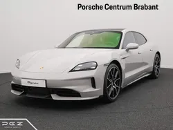 Grijs Gebruikt 2024 Porsche Taycan Sport Turismo Sedan | € 119.750
