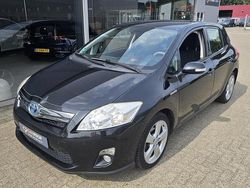 Zwart Gebruikt 2011 Toyota Auris Hatchback | € 7.350 (Eerlijke prijs)