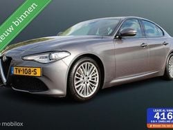 Grijs Gebruikt 2018 Alfa Romeo Giulia Super Sedan | € 25.950 (Eerlijke prijs)