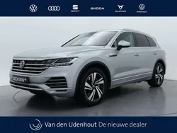Grijs Gebruikt 2020 VW Touareg SUV | € 52.950 (Duur)