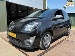 Zwart Gebruikt 2011 Renault Twingo Collection Hatchback | € 2.999 (Eerlijke prijs)